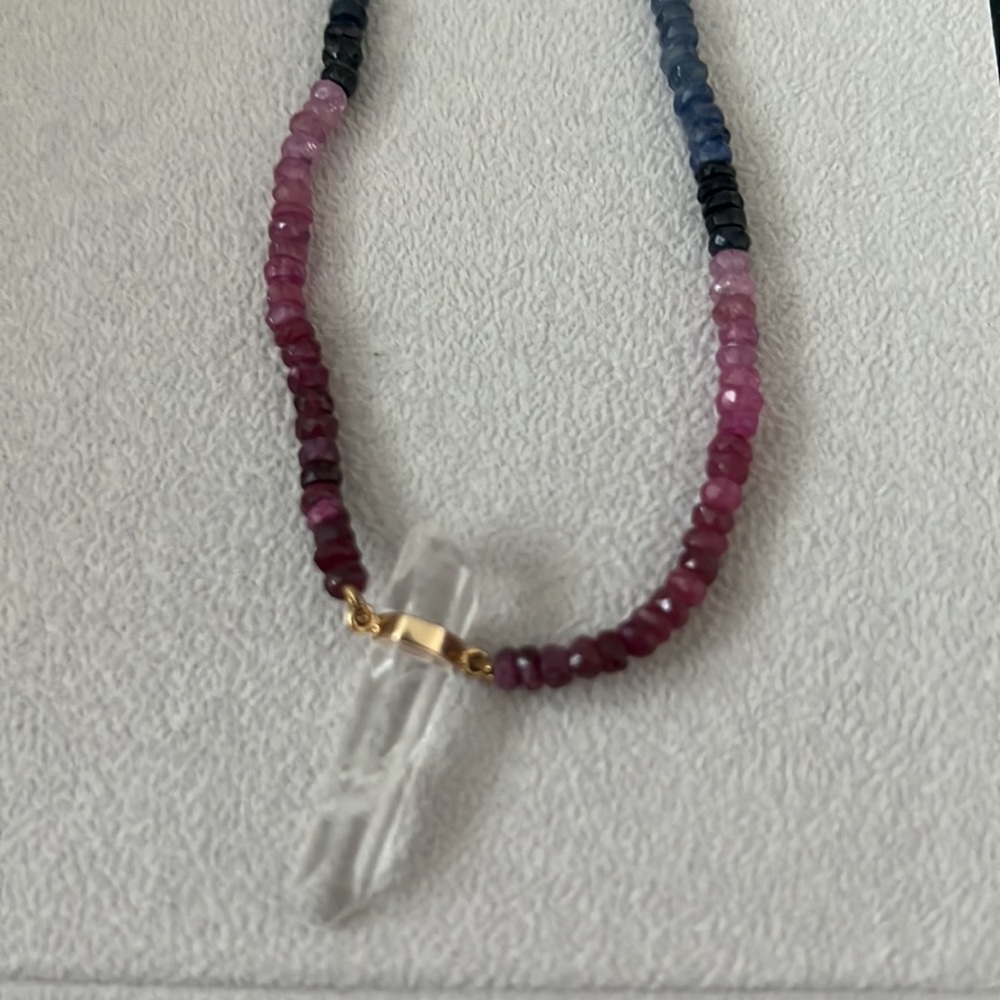 New Jia Jia Crystal Necklace - Picture 7 of 8